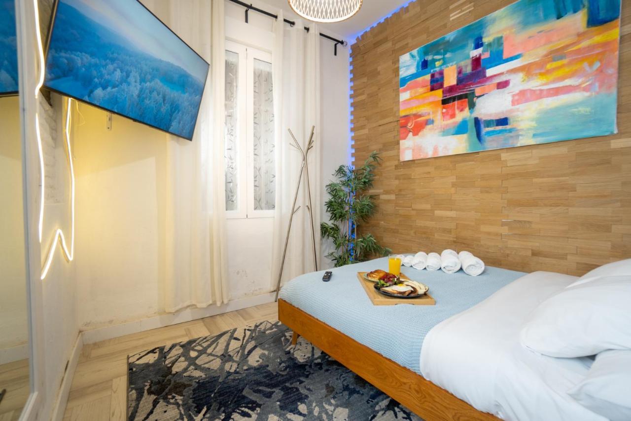 Cozy Apartment Puerta Del Sol & Private Patio Мадрид Екстериор снимка