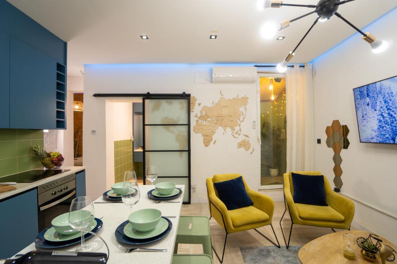 Cozy Apartment Puerta Del Sol & Private Patio Мадрид Екстериор снимка